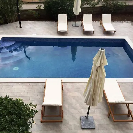 Apartment Karabaic Punat